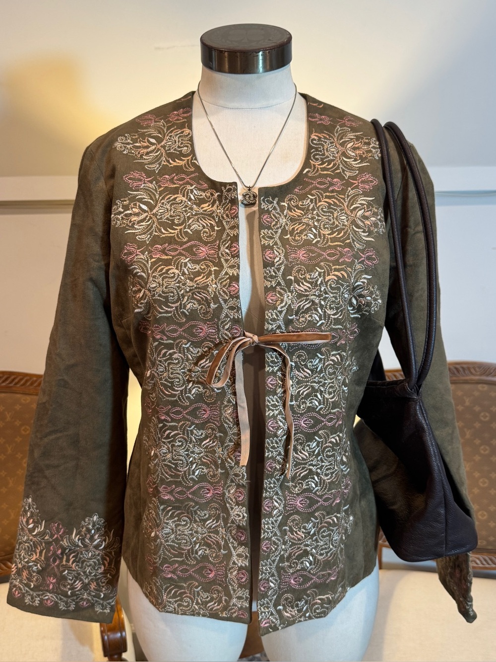 Vintage 90s Olive Green Faux-Suede Floral Embroidered Tie-Front Women’s Jacket L